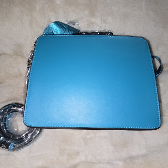 NWT Steve Madden Bevelyn Crossbody - Picture 2 of 8